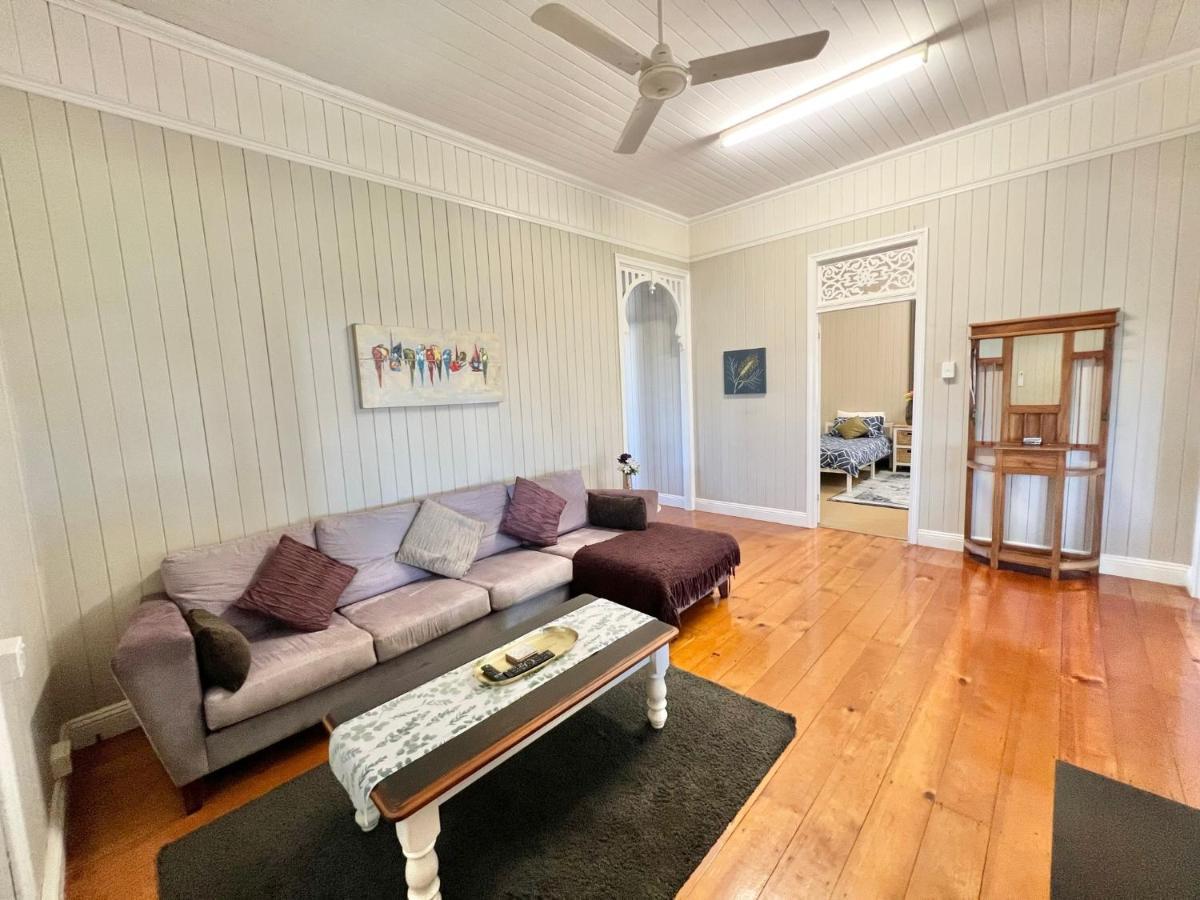 Childers Charmer With Aircon, Wifi & Modern Luxuries Exterior photo